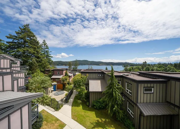 Sooke Harbour Resort & Marina