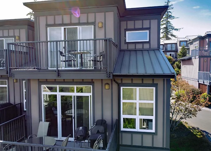 Sooke Harbour Resort & Marina