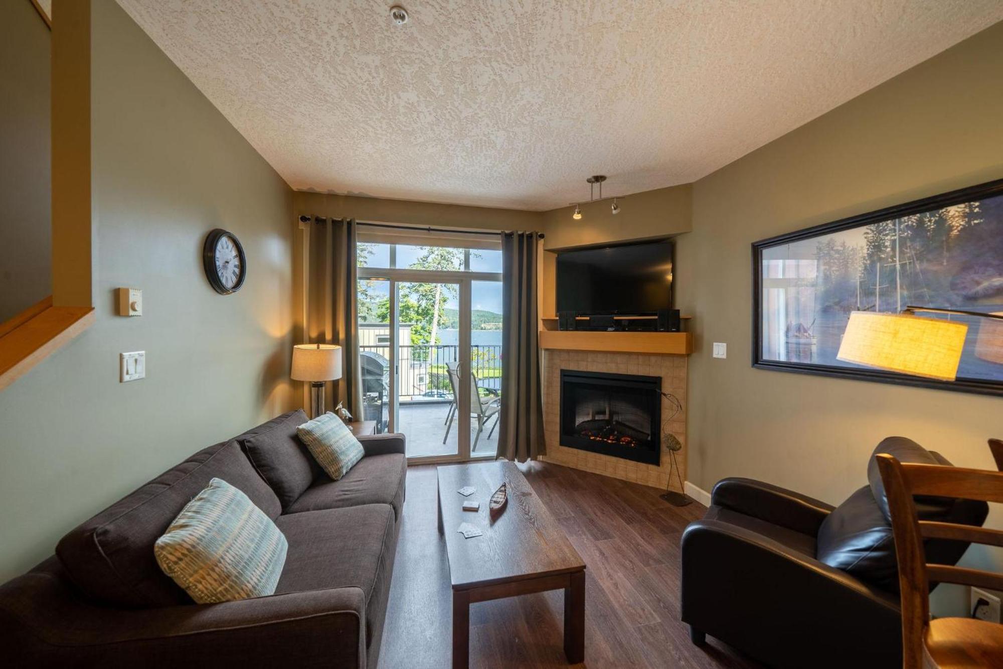 Harbour & Marina Sooke